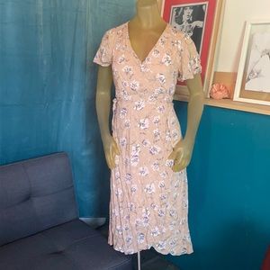 Cute pink wrap dress!